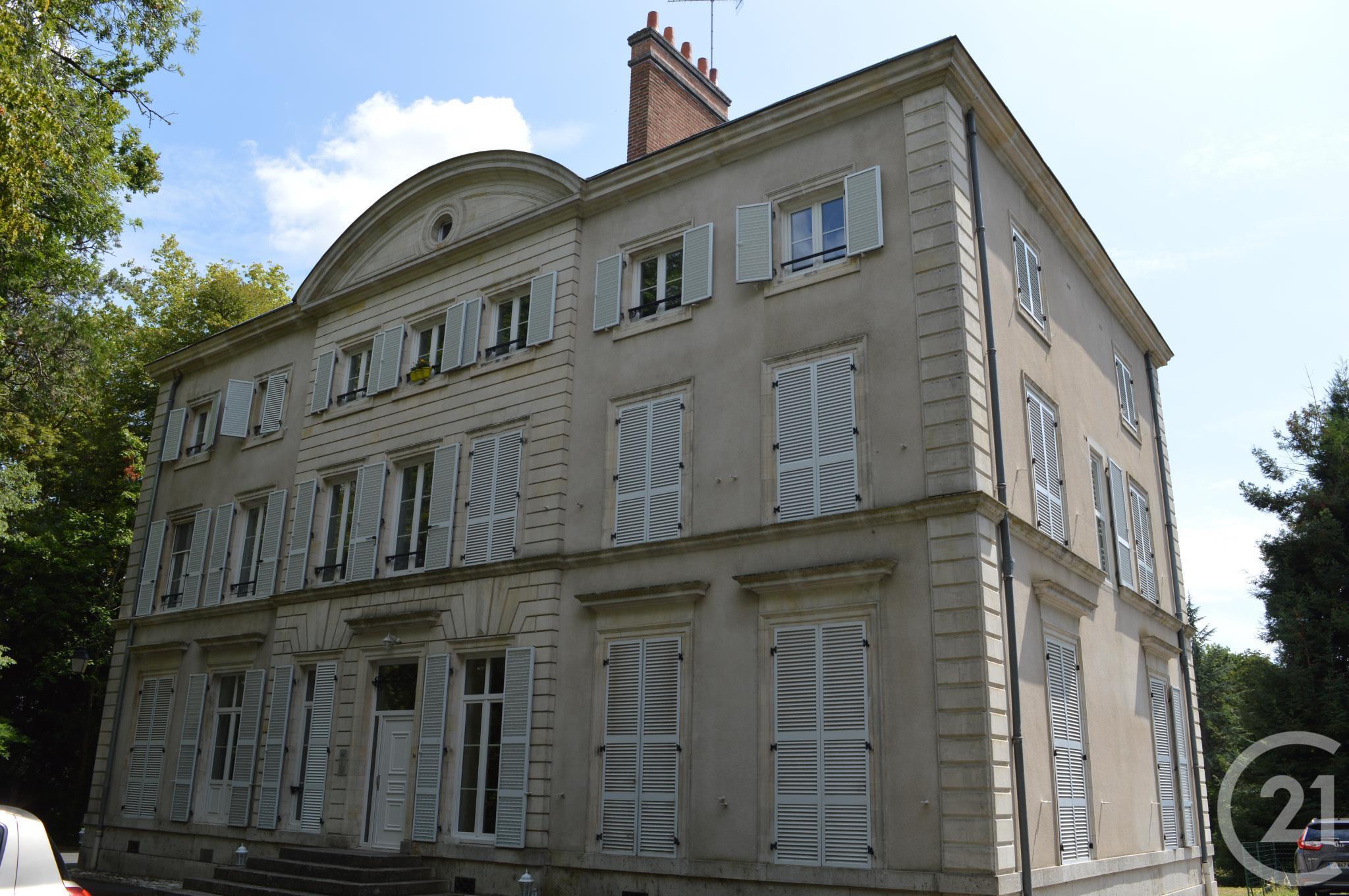 Appartement F2 à louer - 2 pièces - 31 m2 - ST JEAN DE BRAYE - 45 - CENTRE