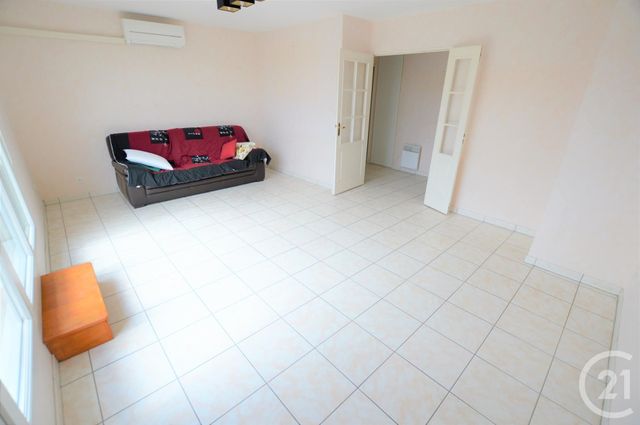 Afficher la photo en grand Appartement F3 à vendre - 3 pièces - 70.5 m2 - ST JEAN DE BRAYE - 45 - CENTRE - Century 21 Premium