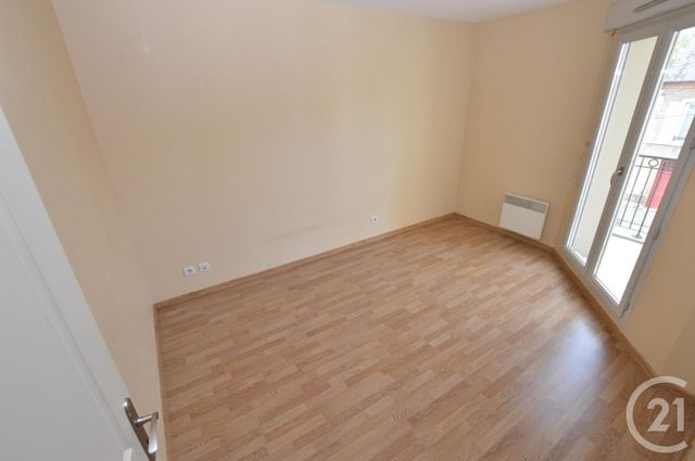 Appartement F2 à vendre - 2 pièces - 46.18 m2 - ST JEAN DE BRAYE - 45 - CENTRE - Century 21 Premium Appartement F2 à vendre - 2 pièces - 46.18 m2 - ST JEAN DE BRAYE - 45 - CENTRE - Century 21 Premium