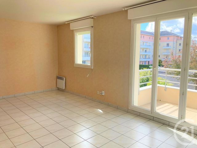 Appartement F3 à louer - 3 pièces - 71.03 m2 - ST JEAN DE BRAYE - 45 - CENTRE - Century 21 Premium Appartement F3 à louer - 3 pièces - 71.03 m2 - ST JEAN DE BRAYE - 45 - CENTRE - Century 21 Premium