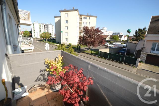 Appartement F3 à louer - 3 pièces - 58.0 m2 - ST JEAN DE BRAYE - 45 - CENTRE - Century 21 Premium Appartement F3 à louer - 3 pièces - 58.0 m2 - ST JEAN DE BRAYE - 45 - CENTRE - Century 21 Premium