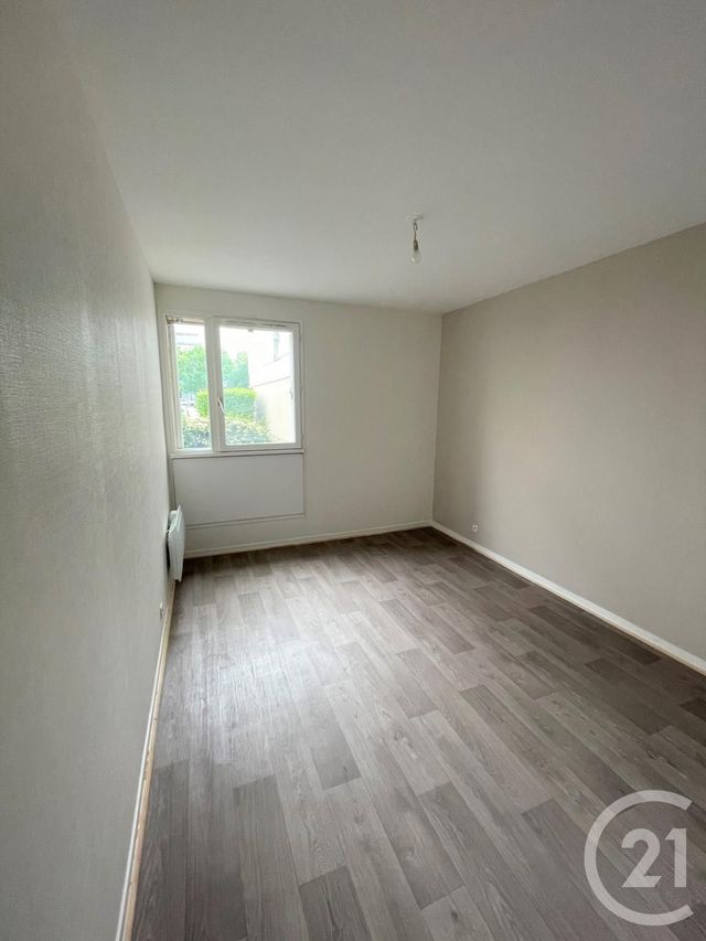Appartement F2 à louer - 2 pièces - 49.18 m2 - ST JEAN DE BRAYE - 45 - CENTRE - Century 21 Premium Appartement F2 à louer - 2 pièces - 49.18 m2 - ST JEAN DE BRAYE - 45 - CENTRE - Century 21 Premium