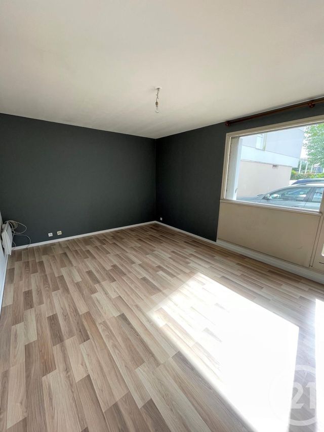 Appartement F2 à louer - 2 pièces - 49.18 m2 - ST JEAN DE BRAYE - 45 - CENTRE - Century 21 Premium Appartement F2 à louer - 2 pièces - 49.18 m2 - ST JEAN DE BRAYE - 45 - CENTRE - Century 21 Premium