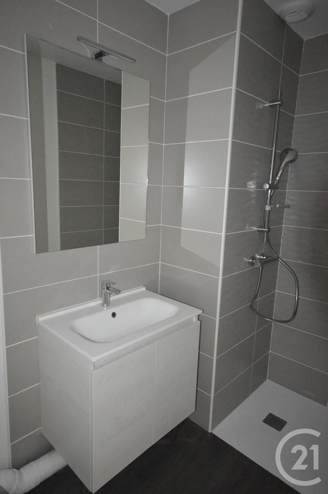 Appartement F2 à louer - 2 pièces - 36.41 m2 - ST JEAN DE BRAYE - 45 - CENTRE - Century 21 Premium Appartement F2 à louer - 2 pièces - 36.41 m2 - ST JEAN DE BRAYE - 45 - CENTRE - Century 21 Premium