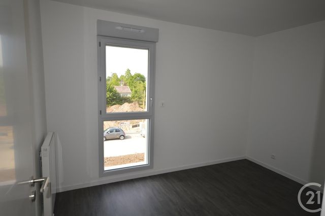 Appartement F2 à louer - 2 pièces - 36.41 m2 - ST JEAN DE BRAYE - 45 - CENTRE - Century 21 Premium Appartement F2 à louer - 2 pièces - 36.41 m2 - ST JEAN DE BRAYE - 45 - CENTRE - Century 21 Premium