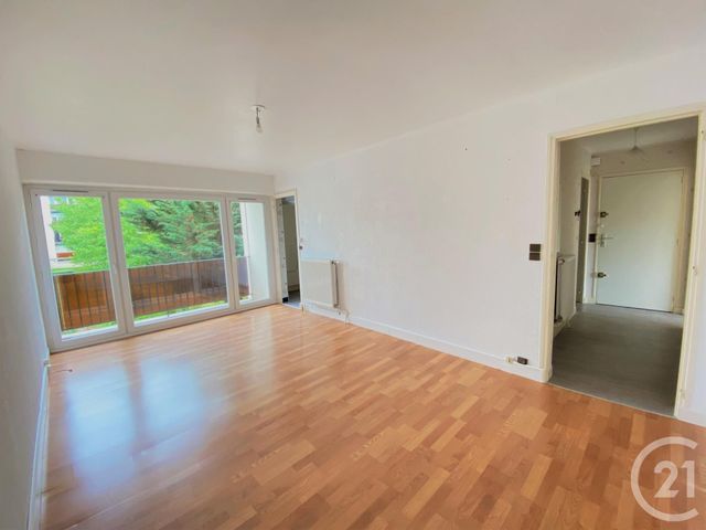 Appartement F3 à louer - 3 pièces - 66.05 m2 - ST JEAN DE BRAYE - 45 - CENTRE - Century 21 Premium Appartement F3 à louer - 3 pièces - 66.05 m2 - ST JEAN DE BRAYE - 45 - CENTRE - Century 21 Premium
