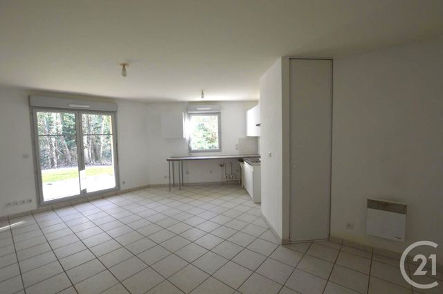 Appartement F3 à vendre - 3 pièces - 62.0 m2 - ST JEAN DE BRAYE - 45 - CENTRE - Century 21 Premium Appartement F3 à vendre - 3 pièces - 62.0 m2 - ST JEAN DE BRAYE - 45 - CENTRE - Century 21 Premium
