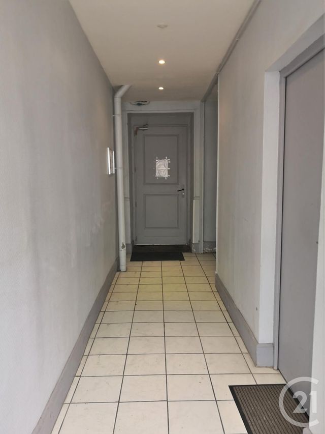 Appartement F2 à vendre - 2 pièces - 35.2 m2 - 45 - CENTRE - Century 21 Premium Appartement F2 à vendre - 2 pièces - 35.2 m2 - 45 - CENTRE - Century 21 Premium