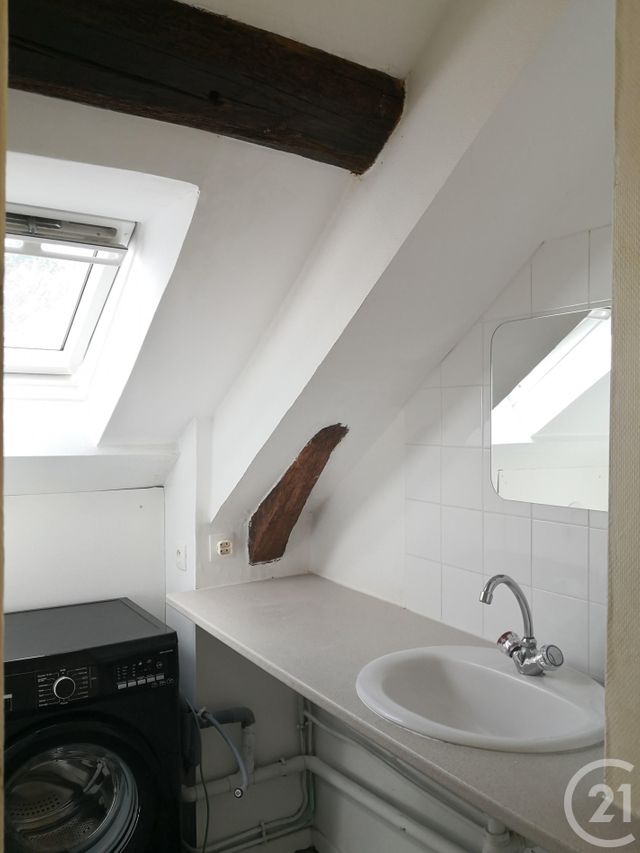 Appartement F2 à vendre - 2 pièces - 35.2 m2 - 45 - CENTRE - Century 21 Premium Appartement F2 à vendre - 2 pièces - 35.2 m2 - 45 - CENTRE - Century 21 Premium