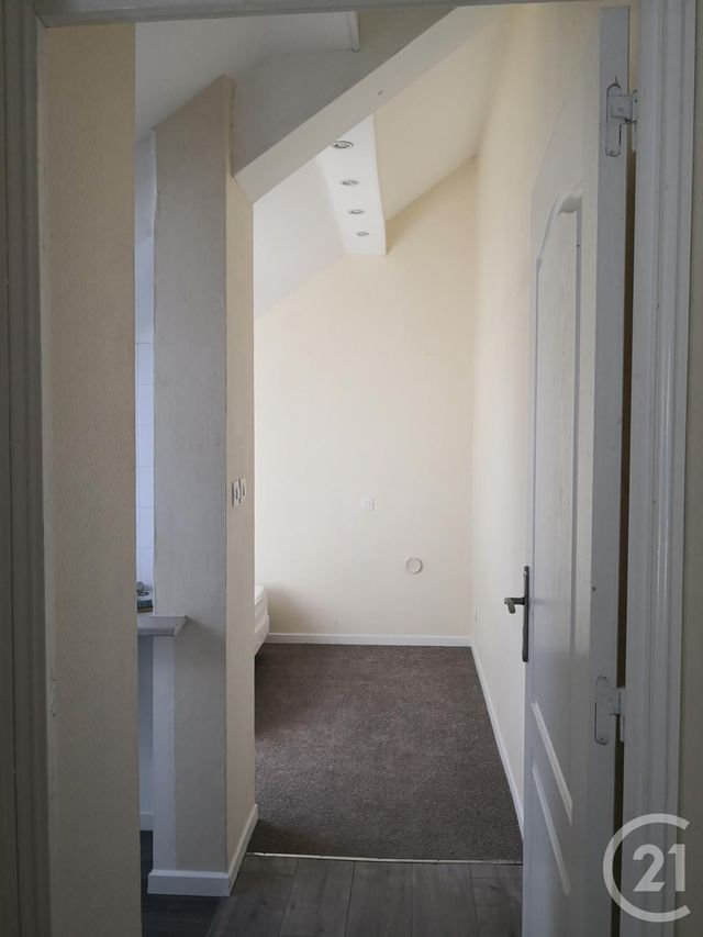 Appartement F2 à vendre - 2 pièces - 35.2 m2 - 45 - CENTRE - Century 21 Premium Appartement F2 à vendre - 2 pièces - 35.2 m2 - 45 - CENTRE - Century 21 Premium