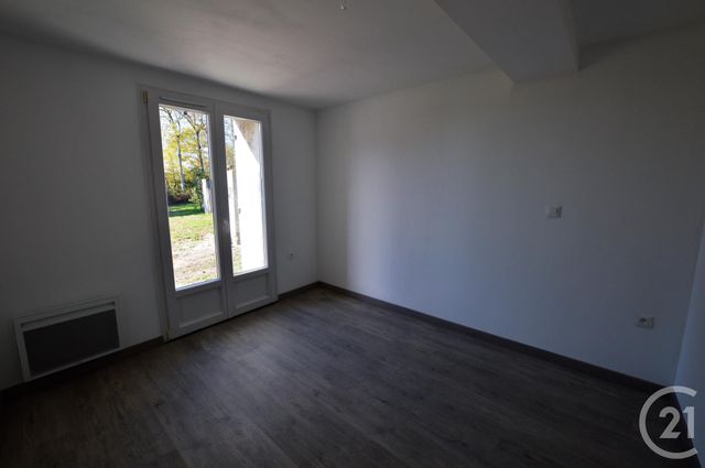 maison à louer - 3 pièces - 70.84 m2 - MARIGNY LES USAGES - 45 - CENTRE - Century 21 Premium maison à louer - 3 pièces - 70.84 m2 - MARIGNY LES USAGES - 45 - CENTRE - Century 21 Premium