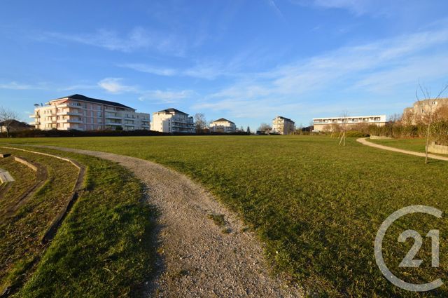 Appartement F2 à louer - 2 pièces - 41.33 m2 - ST JEAN DE BRAYE - 45 - CENTRE - Century 21 Premium Appartement F2 à louer - 2 pièces - 41.33 m2 - ST JEAN DE BRAYE - 45 - CENTRE - Century 21 Premium