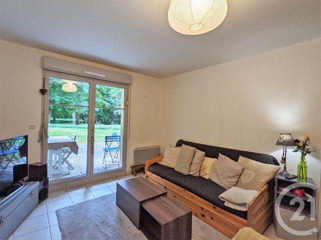 Afficher la photo en grand Appartement F3 à vendre - 3 pièces - 62.68 m2 - ST JEAN DE BRAYE - 45 - CENTRE - Century 21 Premium