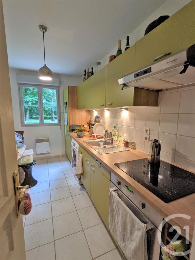 Afficher la photo en grand Appartement F3 à vendre - 3 pièces - 62.68 m2 - ST JEAN DE BRAYE - 45 - CENTRE - Century 21 Premium