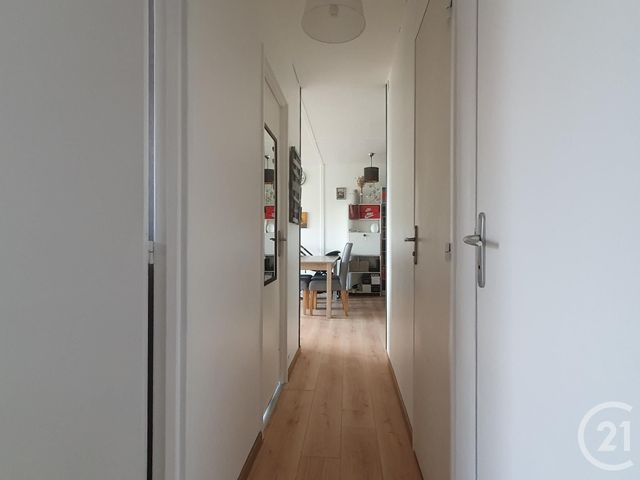 Afficher la photo en grand Appartement F3 à vendre - 3 pièces - 66.0 m2 - FLEURY LES AUBRAIS - 45 - CENTRE - Century 21 Premium