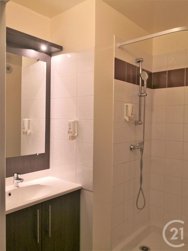Afficher la photo en grand Appartement F1 à vendre - 1 pièce - 22.15 m2 - ORLEANS - 45 - CENTRE - Century 21 Premium