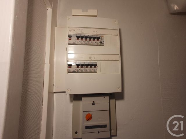 Afficher la photo en grand Appartement F4 à vendre - 4 pièces - 75.7 m2 - FLEURY LES AUBRAIS - 45 - CENTRE - Century 21 Premium
