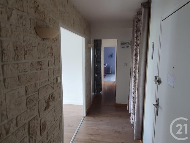 Afficher la photo en grand Appartement F4 à vendre - 4 pièces - 75.7 m2 - FLEURY LES AUBRAIS - 45 - CENTRE - Century 21 Premium
