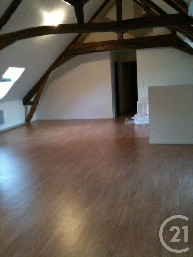 Afficher la photo en grand Appartement F3 à louer - 3 pièces - 69.96 m2 - FLEURY LES AUBRAIS - 45 - CENTRE - Century 21 Premium