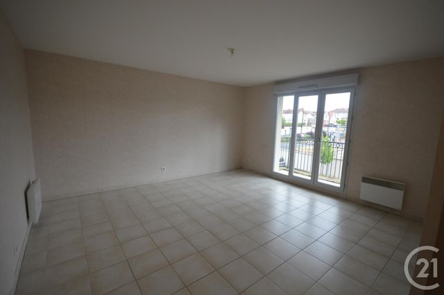 Afficher la photo en grand Appartement F2 à louer - 2 pièces - 48.32 m2 - ST JEAN DE BRAYE - 45 - CENTRE - Century 21 Premium