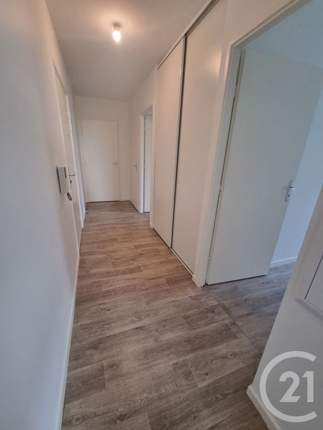 Appartement F3 à vendre - 3 pièces - 64,10 m2 - Orleans - 45 - CENTRE