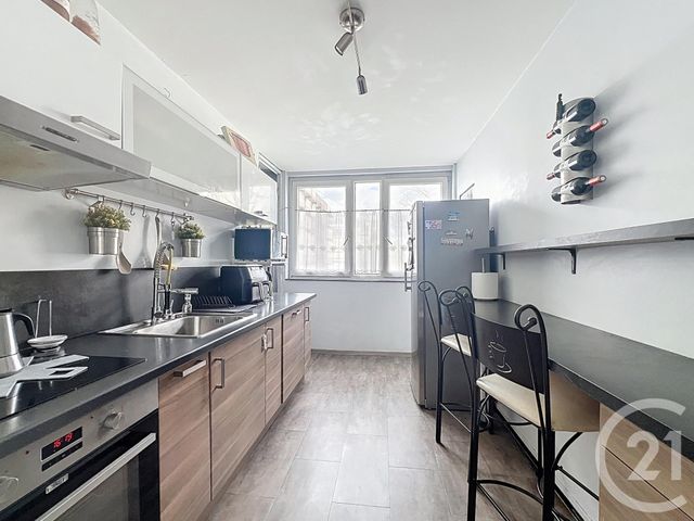  - FLEURY LES AUBRAIS - 