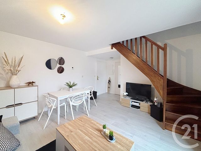 Appartement F2 à louer ST JEAN DE BRAYE
