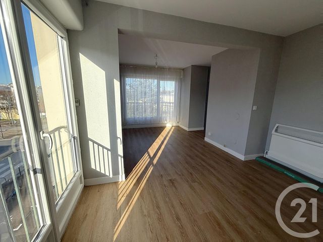 Appartement F1 à louer - 1 pièce - 44,98 m2 - St Jean De Braye - 45 - CENTRE