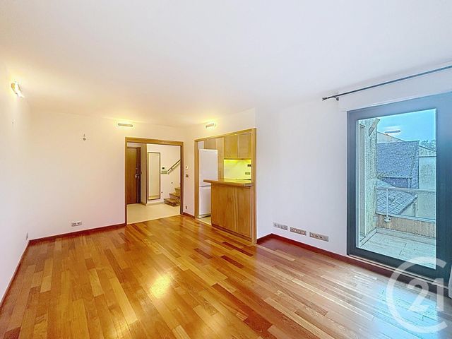 Appartement à louer - 3 pièces - 65,07 m2 - St Jean De Braye - 45 - CENTRE