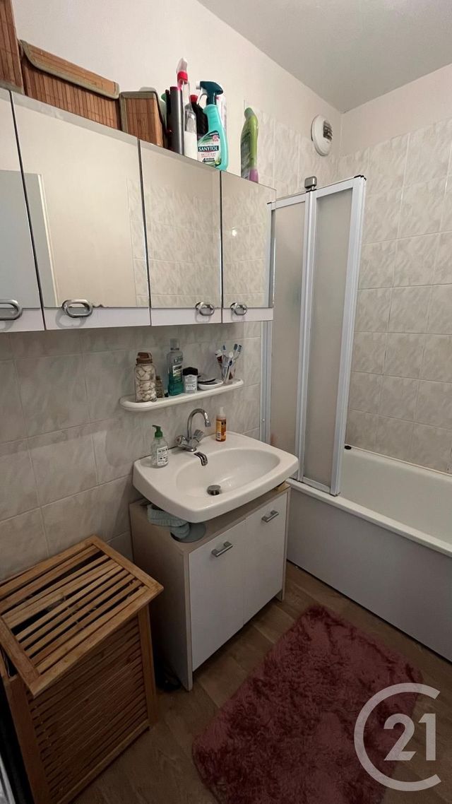 Appartement F1 à louer - 1 pièce - 30,21 m2 - St Jean De Braye - 45 - CENTRE