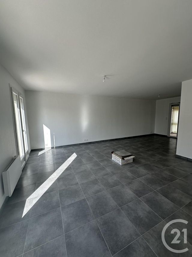 Maison &agrave; louer - 4 pi&egrave;ces - 88 m2 - St Jean De Braye - 45 - CENTRE