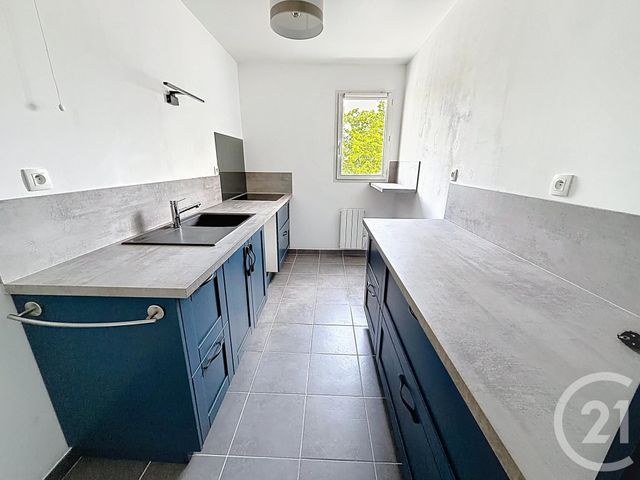 Appartement F3 &agrave; louer - 3 pi&egrave;ces - 81,25 m2 - St Jean De Braye - 45 - CENTRE