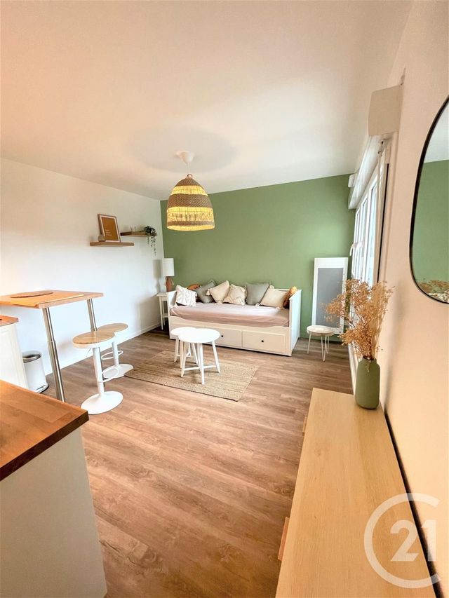 Appartement F1 à louer ST JEAN DE BRAYE