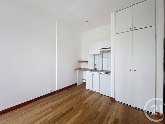 Appartement T2 &agrave; louer - 2 pi&egrave;ces - 31,50 m2 - St Jean De Braye - 45 - CENTRE