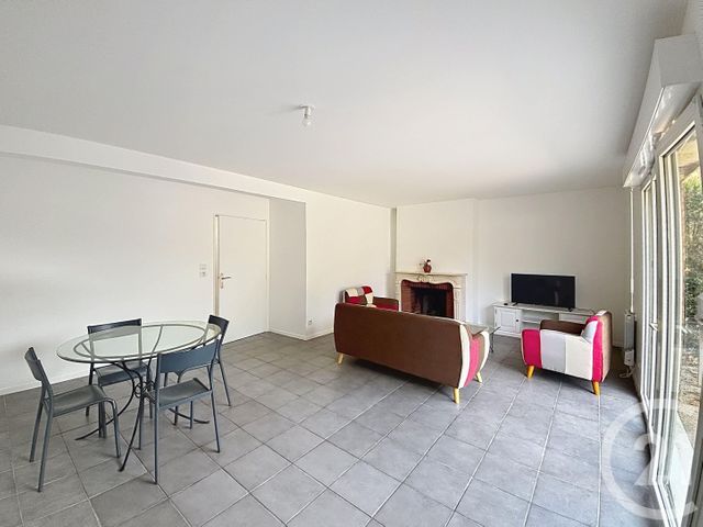 Maison &agrave; louer - 4 pi&egrave;ces - 105 m2 - St Jean De Braye - 45 - CENTRE