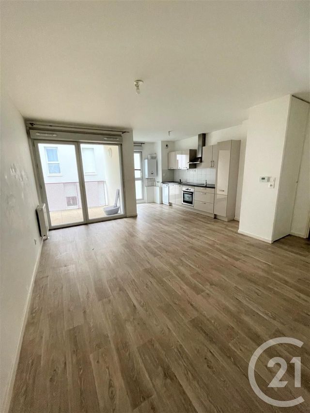 Appartement F2 à louer ST JEAN DE BRAYE