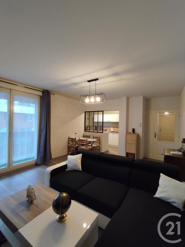 Appartement F3 à louer ST JEAN DE BRAYE