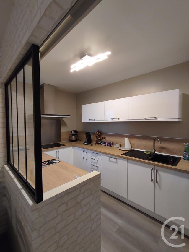 Appartement F3 &agrave; louer - 3 pi&egrave;ces - 64,50 m2 - St Jean De Braye - 45 - CENTRE