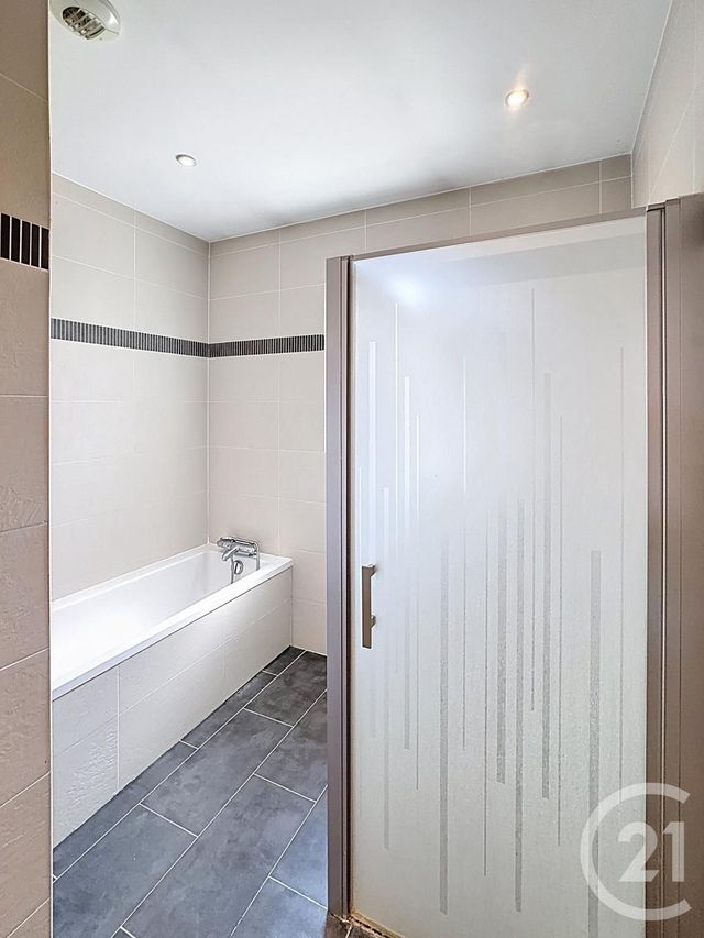 Maison à vendre - 6 pièces - 193 m2 - Ingre - 45 - CENTRE