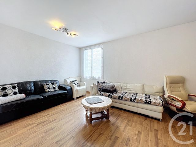 Appartement T3 à vendre - 3 pièces - 67,04 m2 - Fleury Les Aubrais - 45 - CENTRE