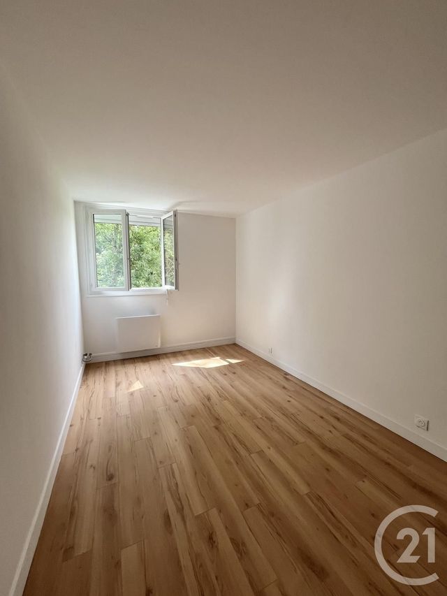 Appartement F4 &agrave; vendre - 4 pi&egrave;ces - 78,13 m2 - Saran - 45 - CENTRE