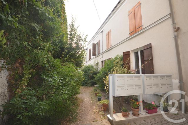 Appartement F2 à vendre - 2 pièces - 46,12 m2 - Orleans - 45 - CENTRE