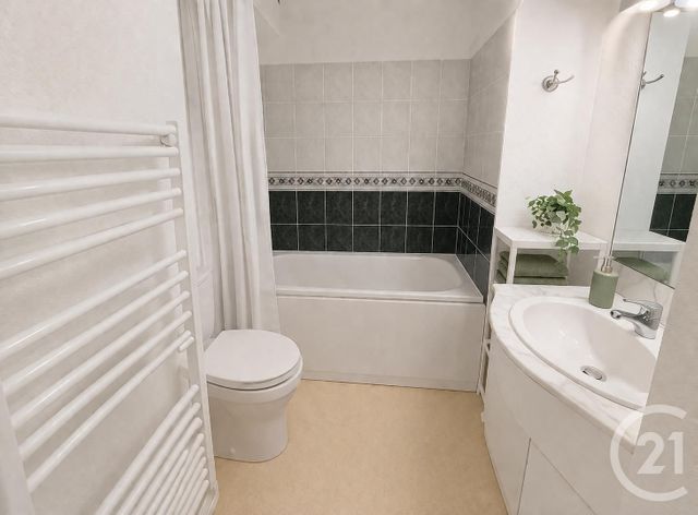 Appartement F1 &agrave; louer - 1 pi&egrave;ce - 18,01 m2 - Orleans - 45 - CENTRE