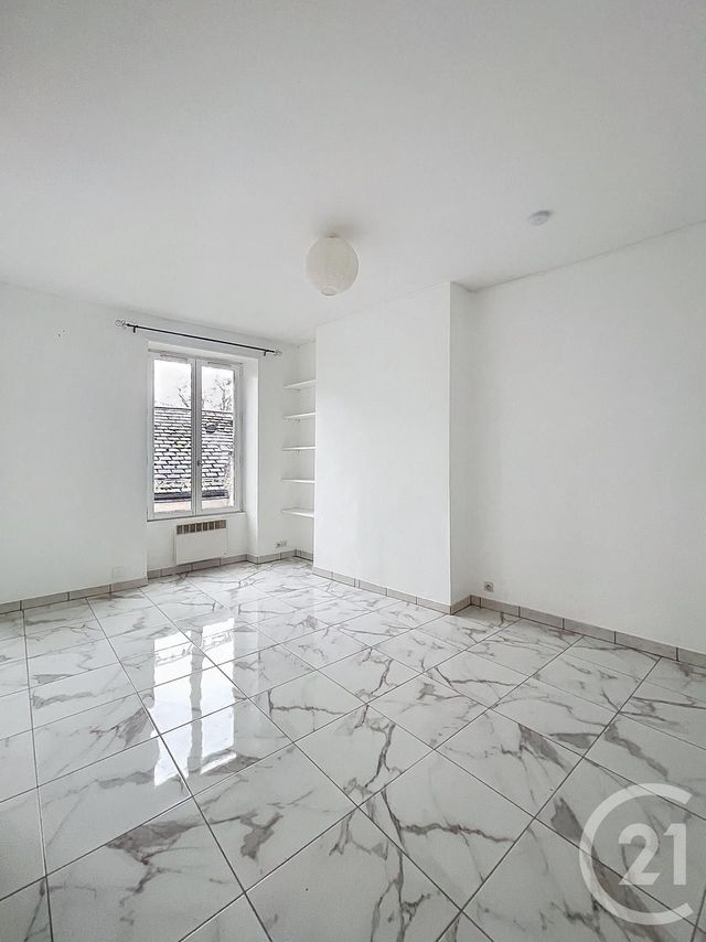 Appartement F1 à vendre - 1 pièce - 26,70 m2 - Orleans - 45 - CENTRE