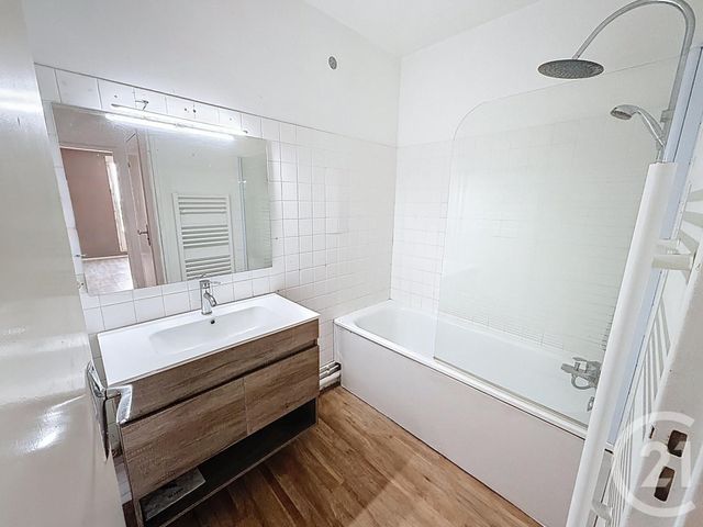 Appartement F4 &agrave; vendre - 4 pi&egrave;ces - 84 m2 - Fleury Les Aubrais - 45 - CENTRE