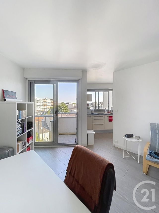 Appartement F1 à vendre - 1 pièce - 27,93 m2 - Orleans - 45 - CENTRE