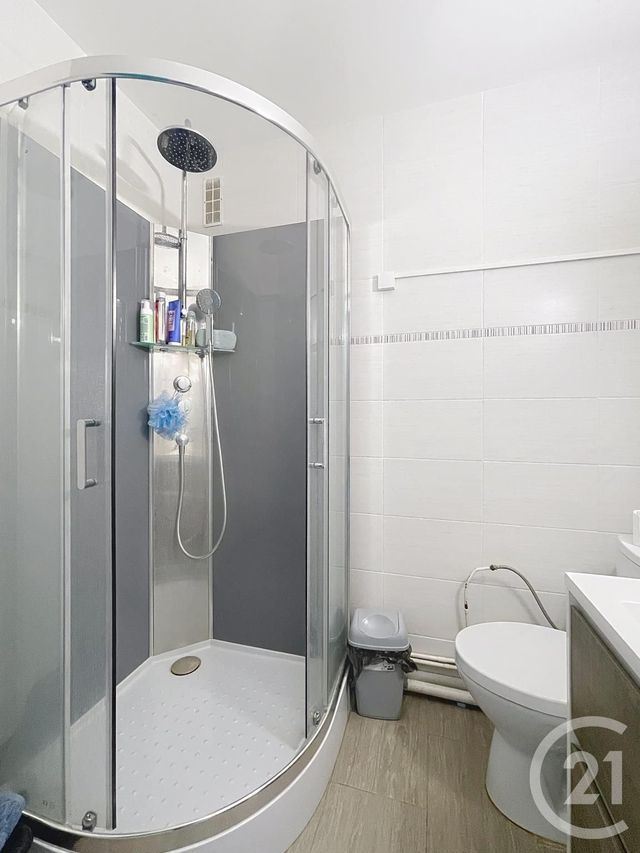 Afficher la photo en grand Appartement F1 à vendre - 1 pièce - 27,93 m2 - Orleans - 45 - CENTRE