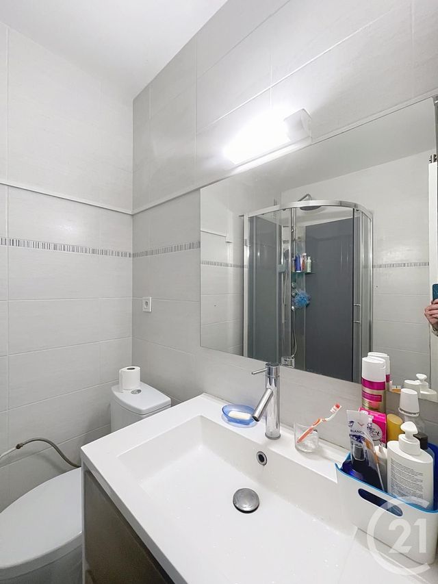 Afficher la photo en grand Appartement F1 à vendre - 1 pièce - 27,93 m2 - Orleans - 45 - CENTRE