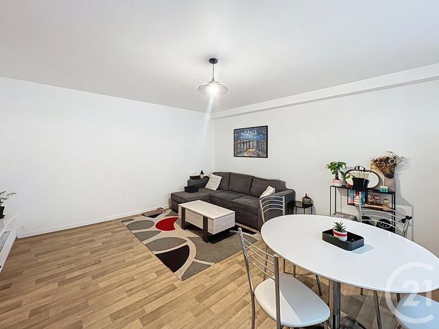 Appartement T2 à vendre - 2 pièces - 56,72 m2 - Orleans - 45 - CENTRE