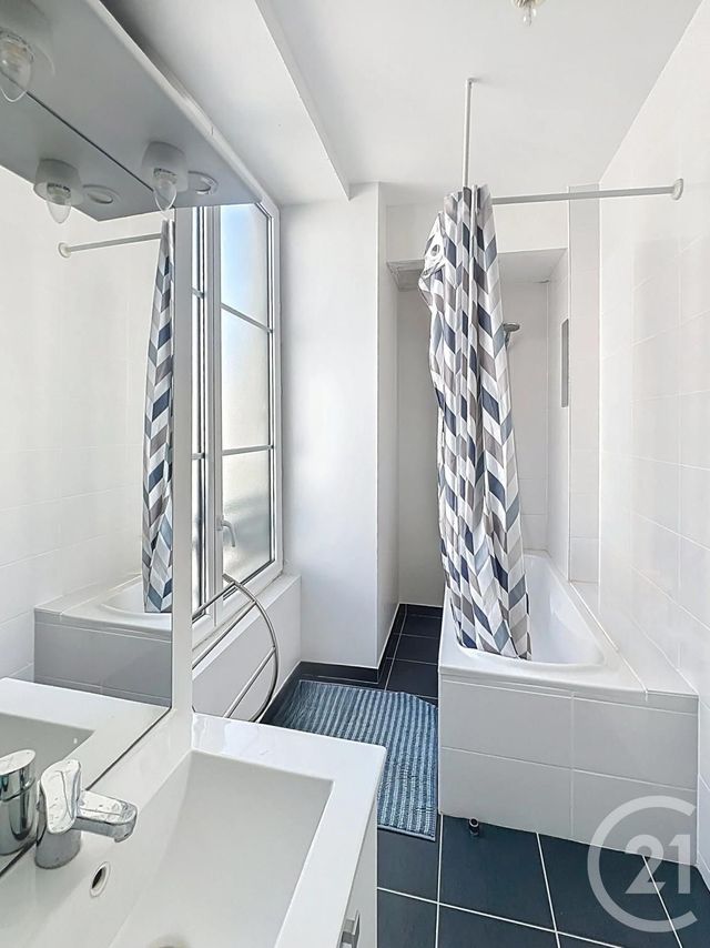 Appartement T4 à vendre - 4 pièces - 79,03 m2 - Orleans - 45 - CENTRE